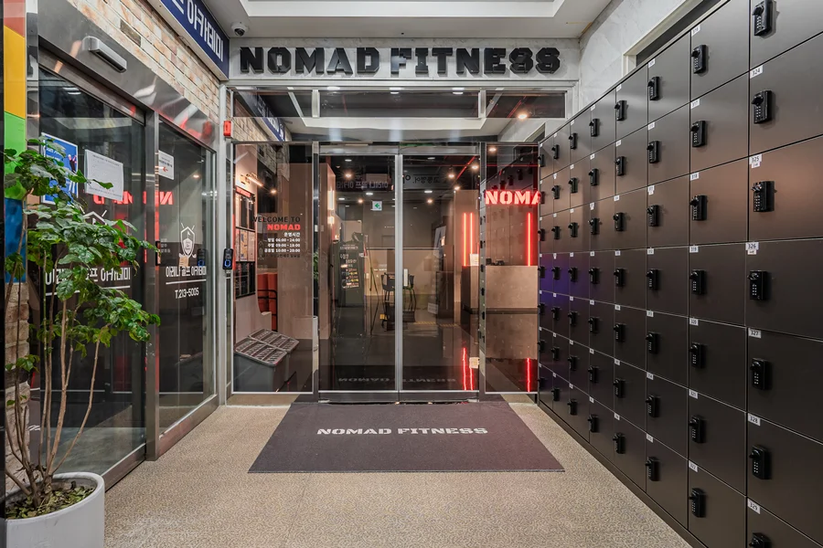 헬스장인테리어입구