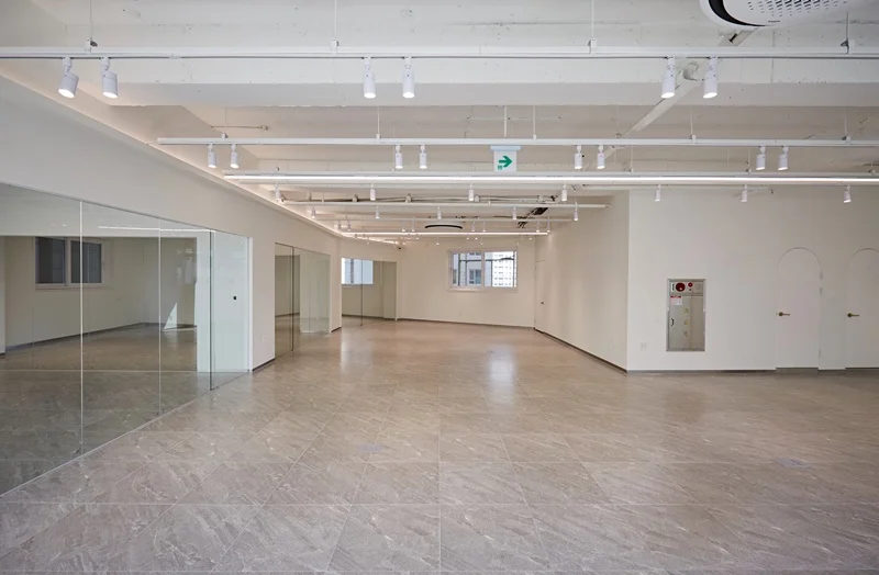 사무실유리가벽인테리어