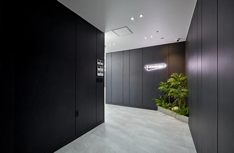 블랙사무실리모델링